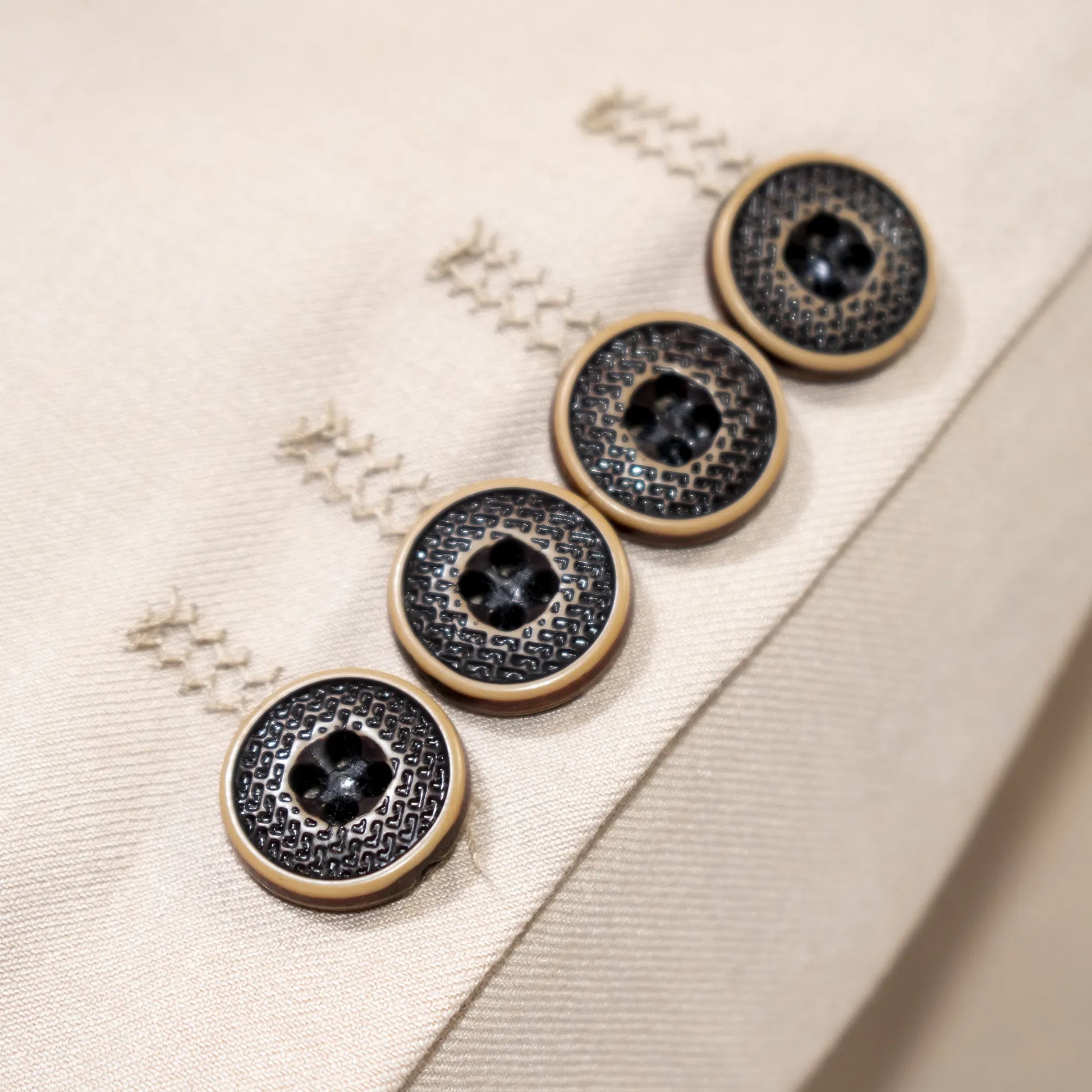 Men's Beige 3-Piece Suit With Double-Breasted Vest
