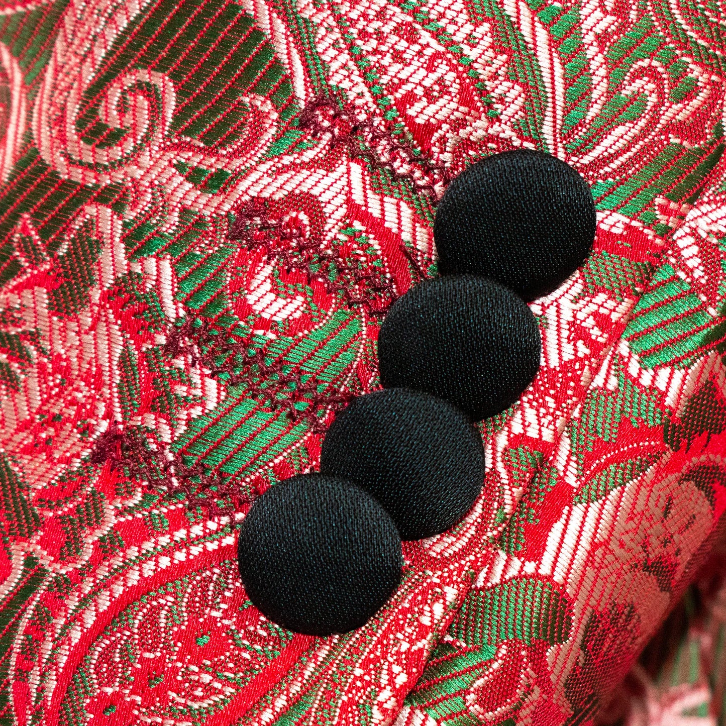 Red And Green Classic Paisley 3-Piece Slim-Fit Tuxedo With Satin Shawl Lapels