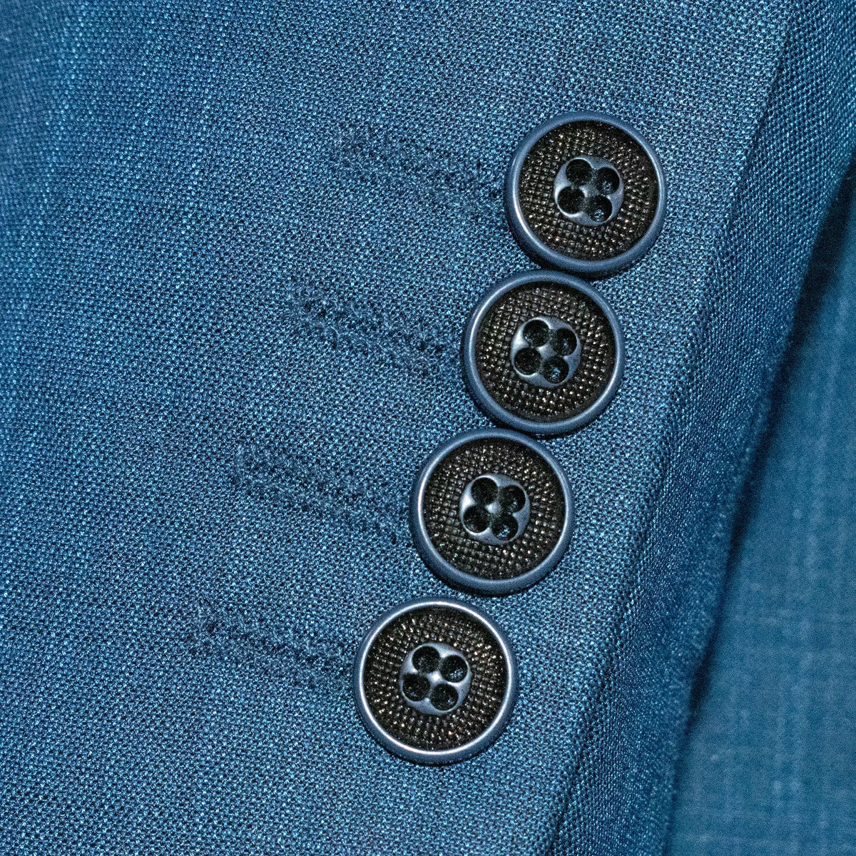 Men's Sapphire Blue 3-Piece Suit With Peak Lapels