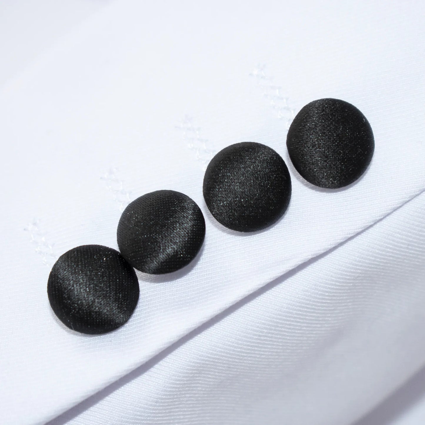 Men's White Slim-Fit Tuxedo With Satin Shawl Lapels